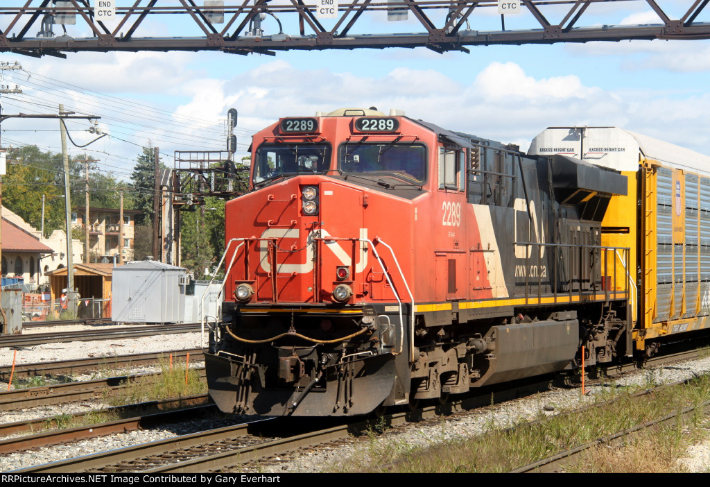 CN ES44DC #2289